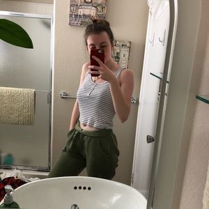 BRANDY MELVILLE cropped ribbed striped tank